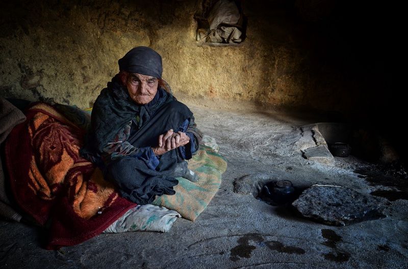 Iran Bandarabbas Mehdi Nazeri Mehdi_Nazeri Portrait Photography Mama Shirinphoto preview