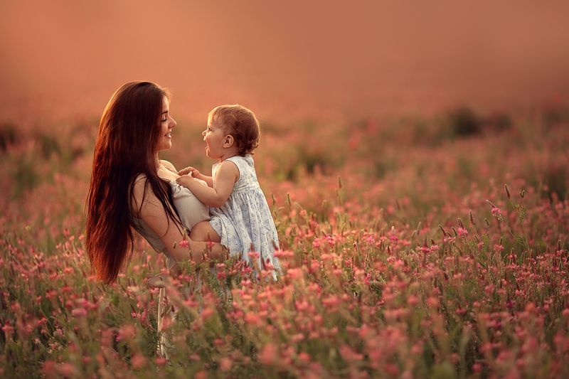 В розовом цветеphoto preview