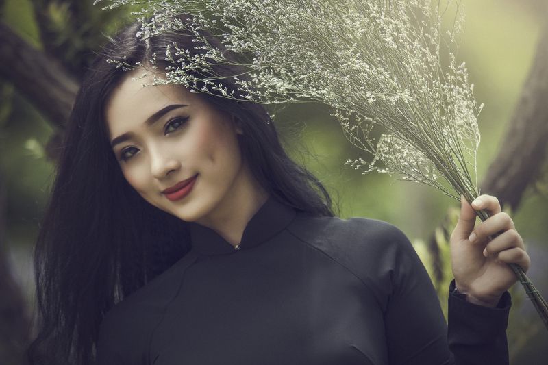 #girl #fashion #flower #summer #black #portrait #beauty **photo preview