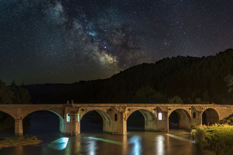 ceclii, milky way, nikon d3400 Мост Колю Фичето реки Янтра, город Бялаphoto preview