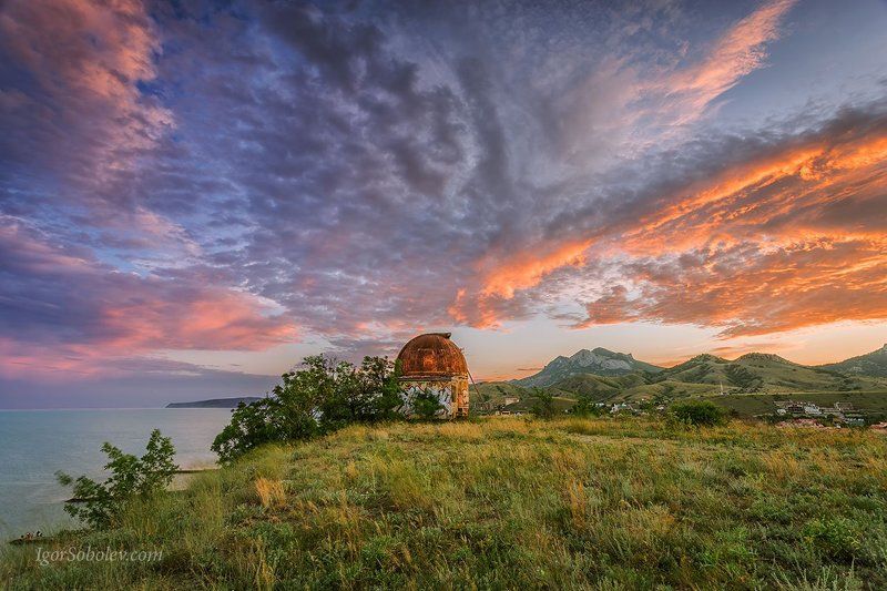 станция, кара-даг, крым, россия, закат Старая станцияphoto preview