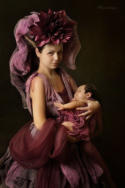 Мадонна в лиловомphoto preview