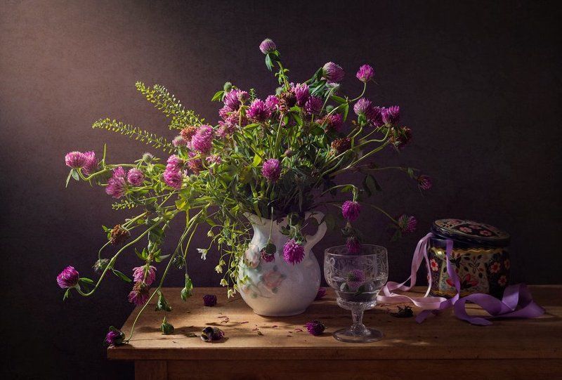 натюрморт клевер букет лето С клеверомphoto preview