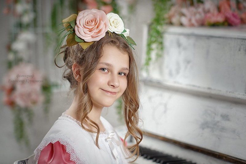 От улыбки хмурый день светлей! photo preview