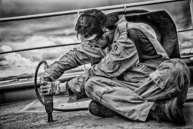 люди мореphoto preview