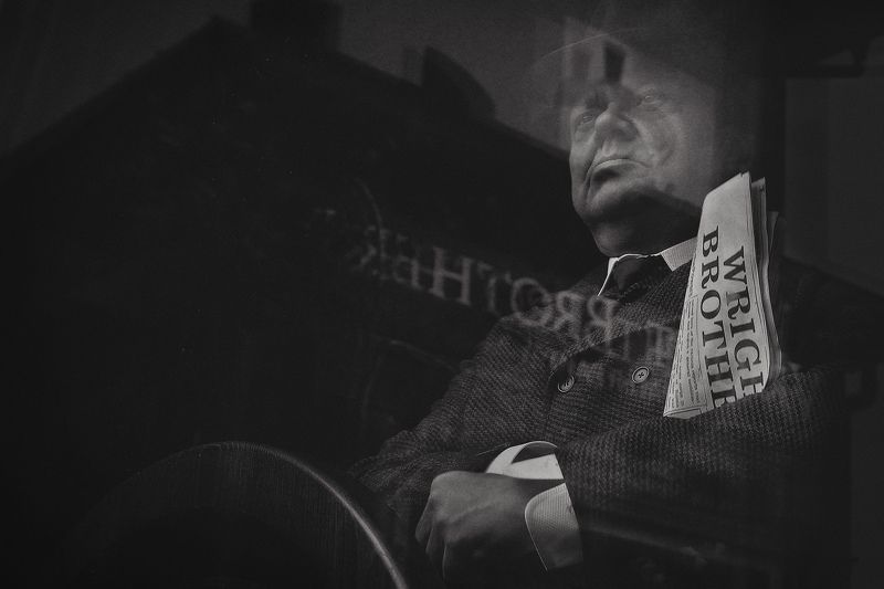 Wright Brothers, English bulldog, portrait, Gentleman, film, story, slide movie Gentlemanphoto preview