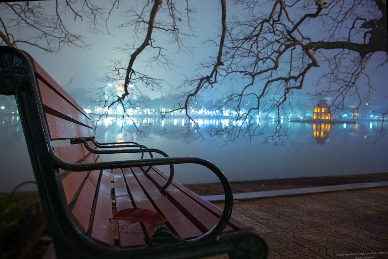 lands, landscape, vietnam, hanoi, photography, art, beautyful, fog, night, light, blue, winter, chair, lake, hoguomlake Hồ gươm đêm đôngphoto preview