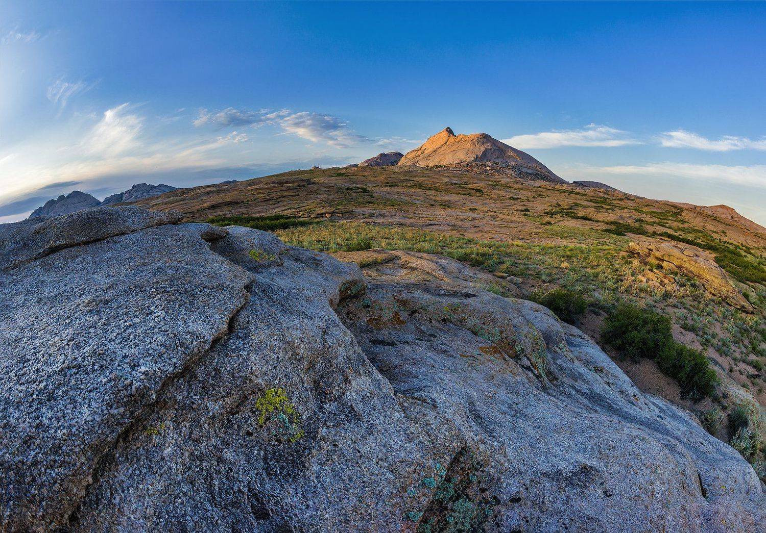 Бектау-Ата, Карагандинская область, Казахстан, 6 июля 2017 года. Автор: Илья Афанасьев , Илья Афанасьев