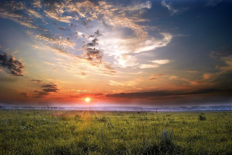 Провожая солнце после дождяphoto preview