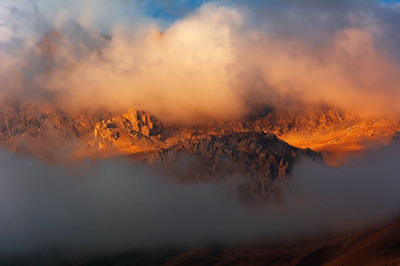 природа, пейзаж, кавказ, горы, весна, вечер, панорама, закат, солнце, небо, облака, свет Игры светаphoto preview