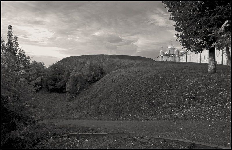 владимир, сепия Владимирская сепия...photo preview