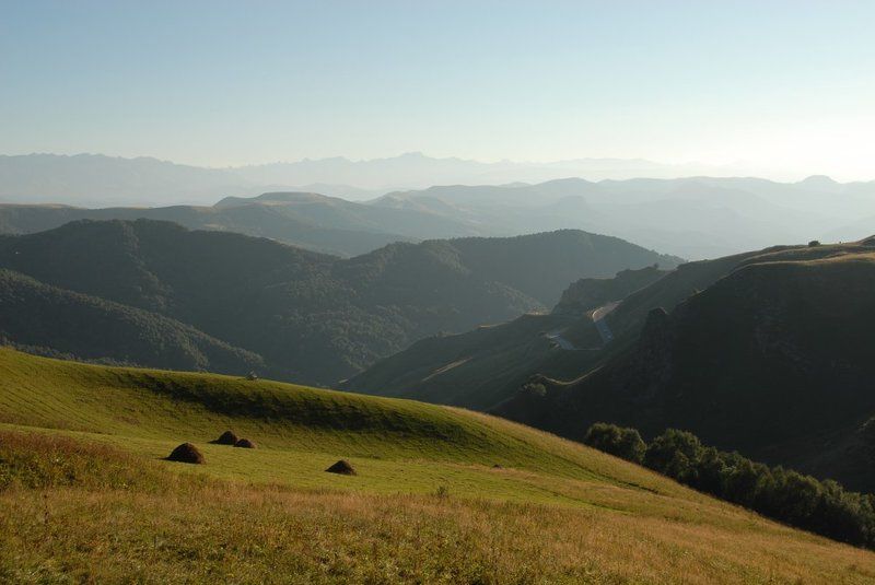 Кавказские Горыphoto preview