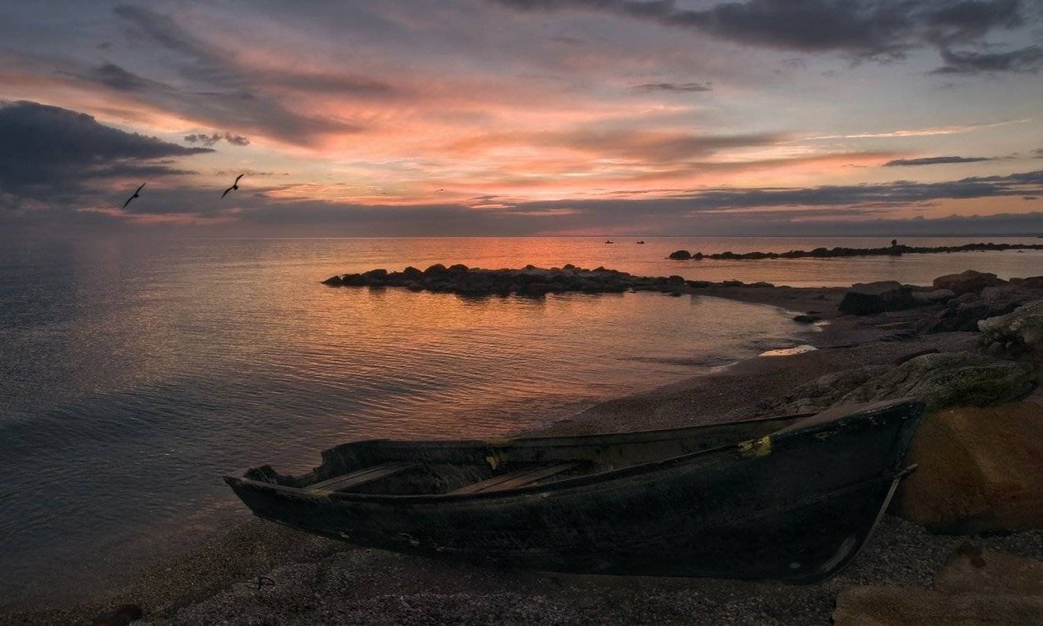 А в кайме небесной теплится закат..... Автор: vadlen , vadlen
