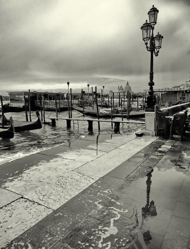 город, венеция не сезон...photo preview