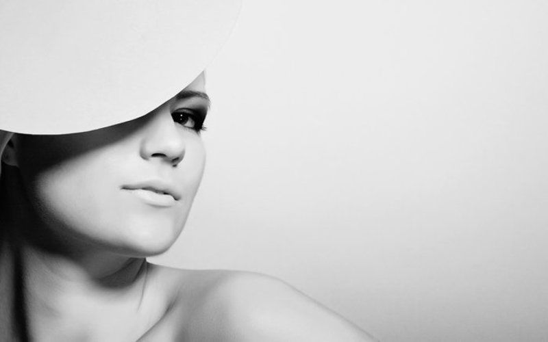 girl, light, dark, portrait, circlephoto preview