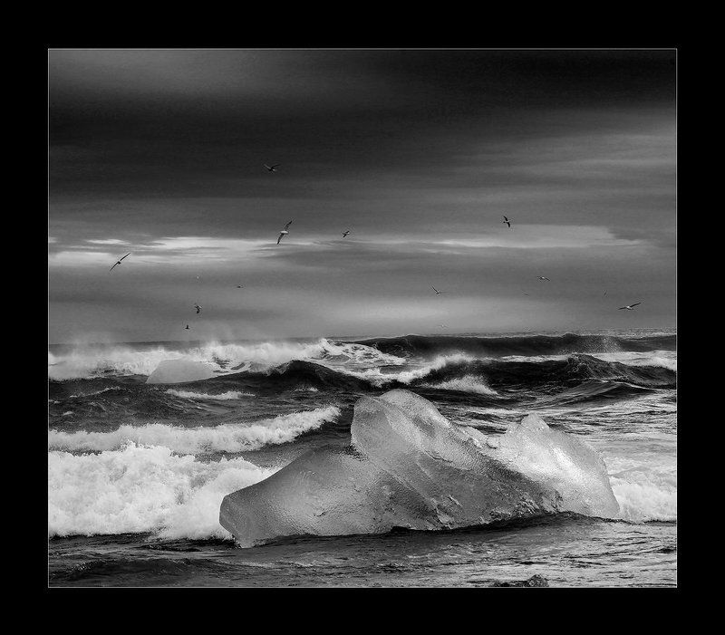 НАД СЕДОЙ ПУЧИНОЙ МОРЯ...photo preview