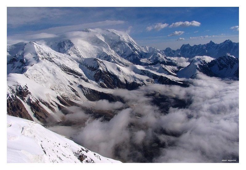 горы, памир, конгур, туризм, альпинизм. 6а Там крыша мира в облакахphoto preview