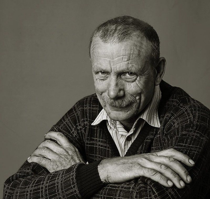 мужичок с хитринкойphoto preview