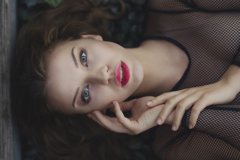 portrait, natural light, beautiful, gir, eyes Juliaphoto preview