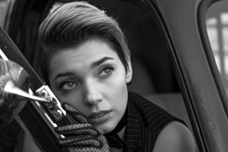 мадам Незнакомкаphoto preview