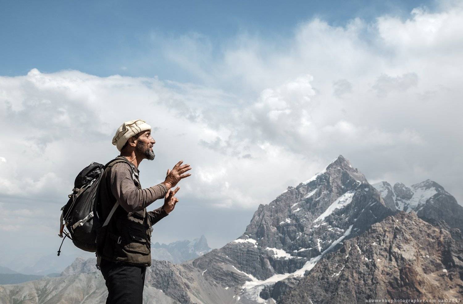 фанские, горы, озеро, пейзаж, таджикистан, лето, природа, туризм, путешествия, взгляд, зеленый, красивый, долина, азия, походы, синий, небо, панорама, вода, фон, центральный, открытый,  отражение, парк, национальный, пик, дикий, холм, живописный, утро, яс, Александр Науменко