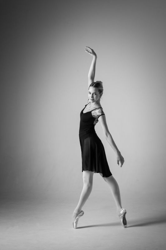 балет театр черно-белое Ольгаphoto preview