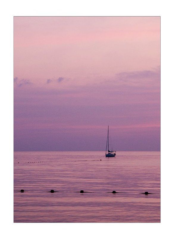 парусник, море, закат. vanilla skyphoto preview