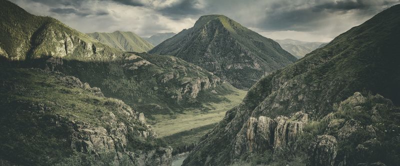 горы, река, гора, лес, скалы, путешествие, алтай Древняя пирамидаphoto preview