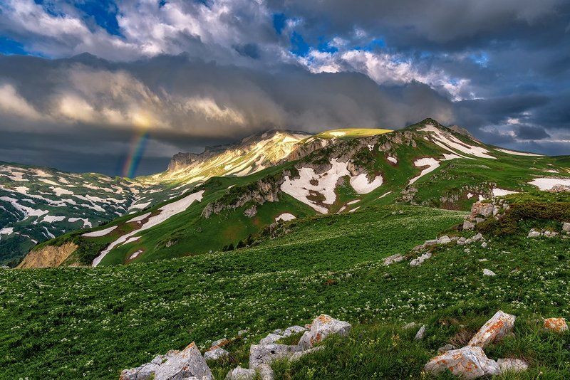 оштен, радуга,облака,горы, лето, рассвет, кавказ, Утренний Оштен и радугаphoto preview