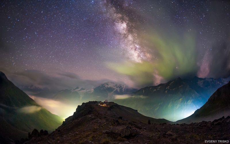 млечный путь, горы, звёзды, ночь, обсерватория, Кавказ   Обсерватория Пик Терскол photo preview