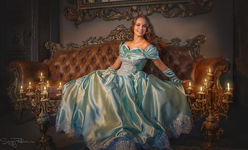 бал, барышня, девушка, студия После балаphoto preview