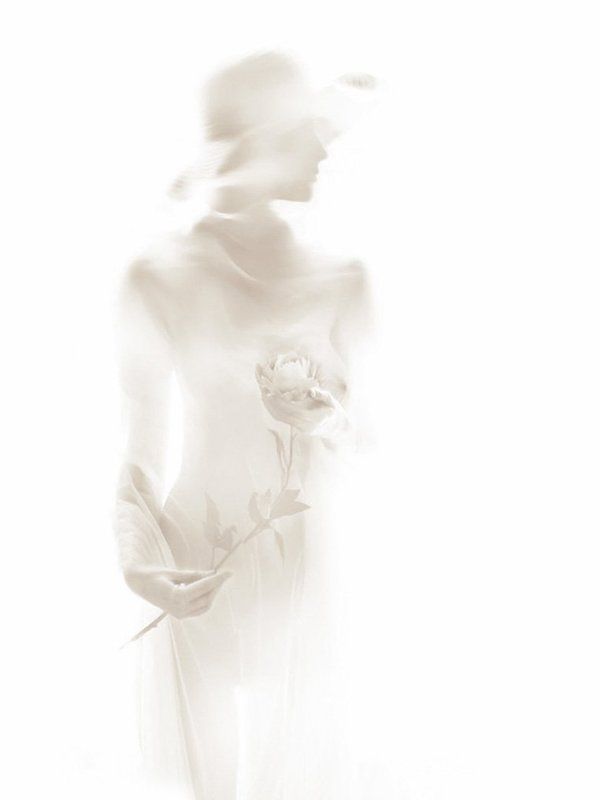 девушка, шляпа, цветок Воспоминаниеphoto preview