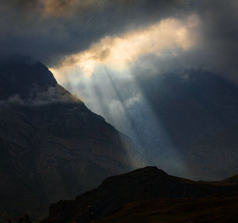 В горах Кавказаphoto preview