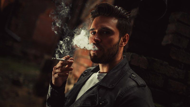 портрет, мужчина, улица, сигарета, черно-белое Gotta light?photo preview