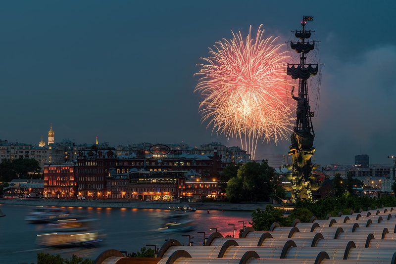 Москва, Moscow, ночь, река, салют, праздник, Петр Первый, день независимости Букет для Петраphoto preview