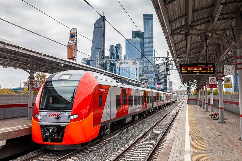 москва, сити, поезд, транспорт, мцк, ласточка, станция, платформа, современный Современная столицаphoto preview