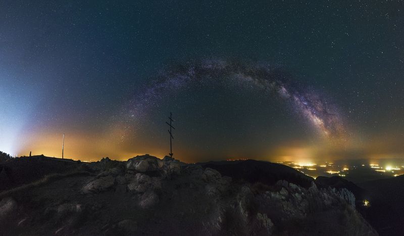 nightscaspes, cosmos, milky way, shipka, bulgaria, stars, lights,rocks, cross,  Космос разказывает...photo preview