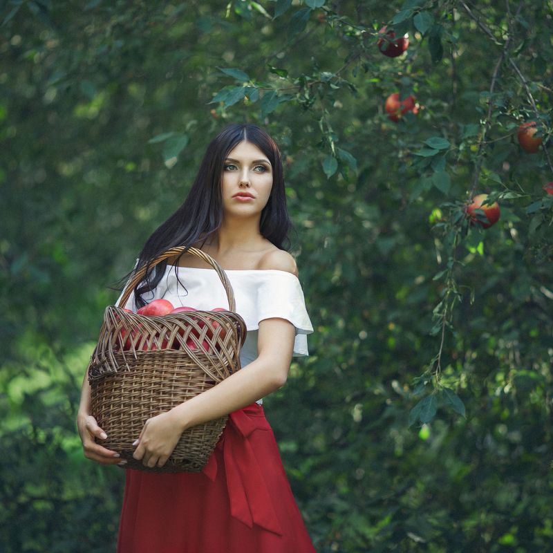 Испанская девушка Франсискаphoto preview