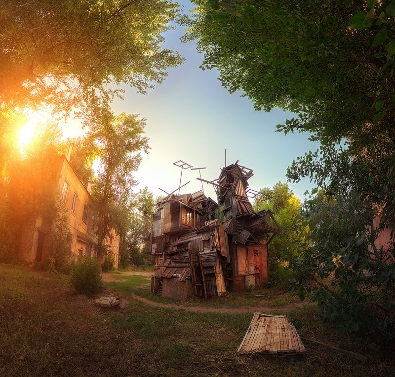 Заброшенная голубятня на ул. Пирогова, г. Воронежphoto preview