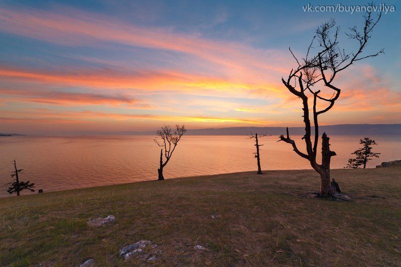 байкал, ольхон Закат с Шаманкойphoto preview