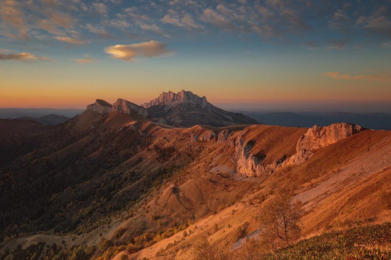 Большой и Малый Тхачphoto preview