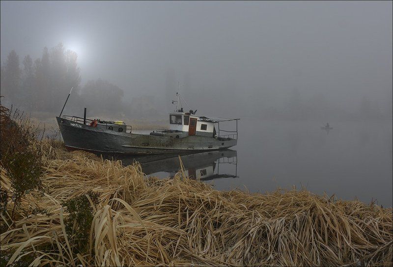 утро туман катерок солнце призраки Призрачно все...photo preview