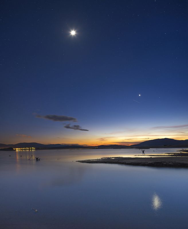 вечер, ночь, озеро, звезды,  Пылает за окном звезда...photo preview