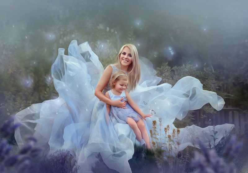 мама с дочкой, семейная фотография, феи, цветы, сказка, фото арт Наташа и Агатаphoto preview