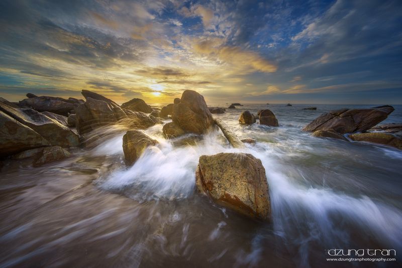 Dancing wavesphoto preview