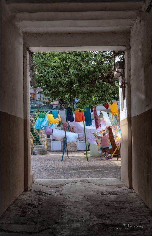 дворик,белье Евпаторийский дворикphoto preview