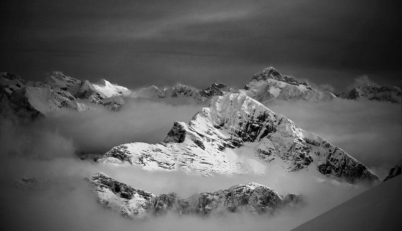 горы, непогода и пролился свет...photo preview