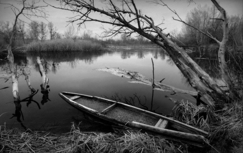 ОСЕННИЕ ЗАРИСОВКИ. Автор: Петриченко Валерий лодка, осень, Петриченко Валерий