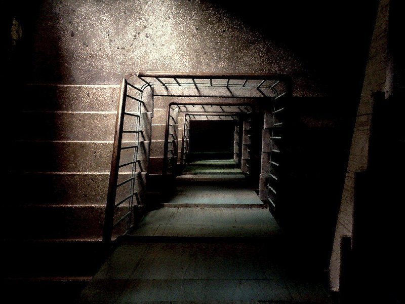 falling upphoto preview