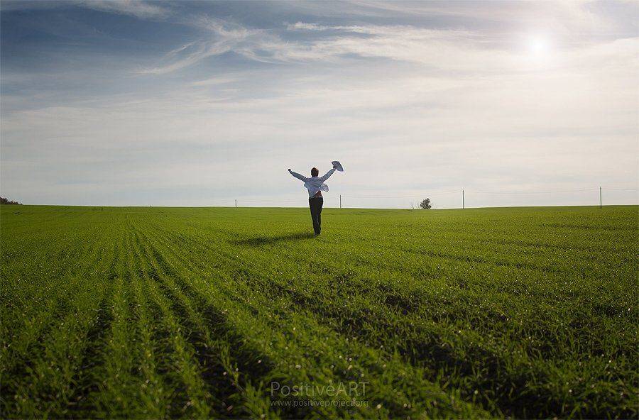 На встречу горизонту. Автор: Мария Мальгина поле, горизонт, человек, свет, пленер, Мария Мальгина